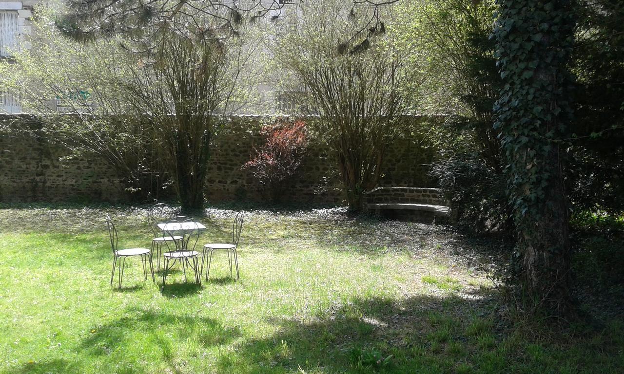La Sauldre Bed & Breakfast Vailly-sur-Sauldre Exterior photo